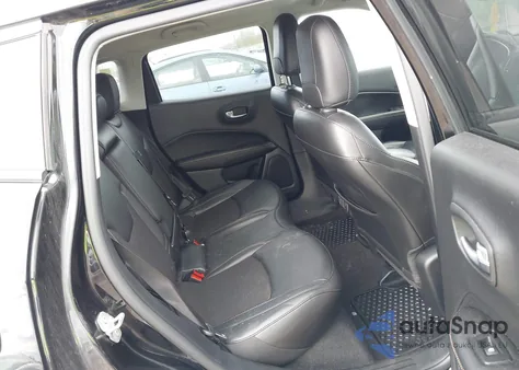 2020 Jeep Compass Latitude 4X4 from USA, damaged, VIN 3C4NJDBBXLT256632